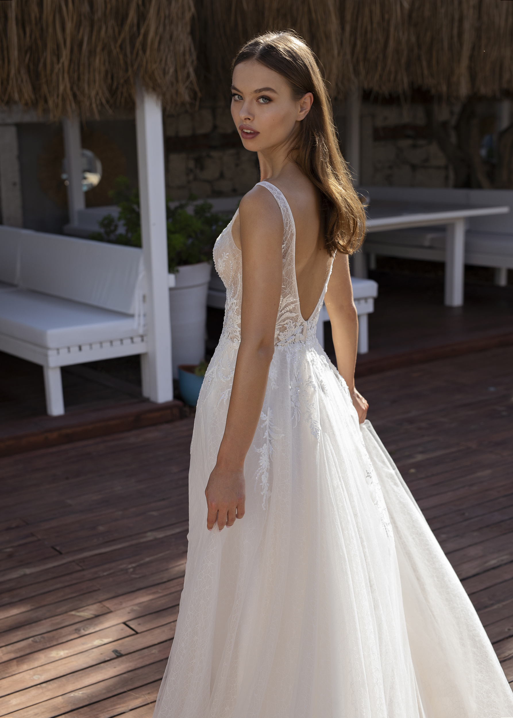 Papillon_2022_Odile_CU_Back_3540